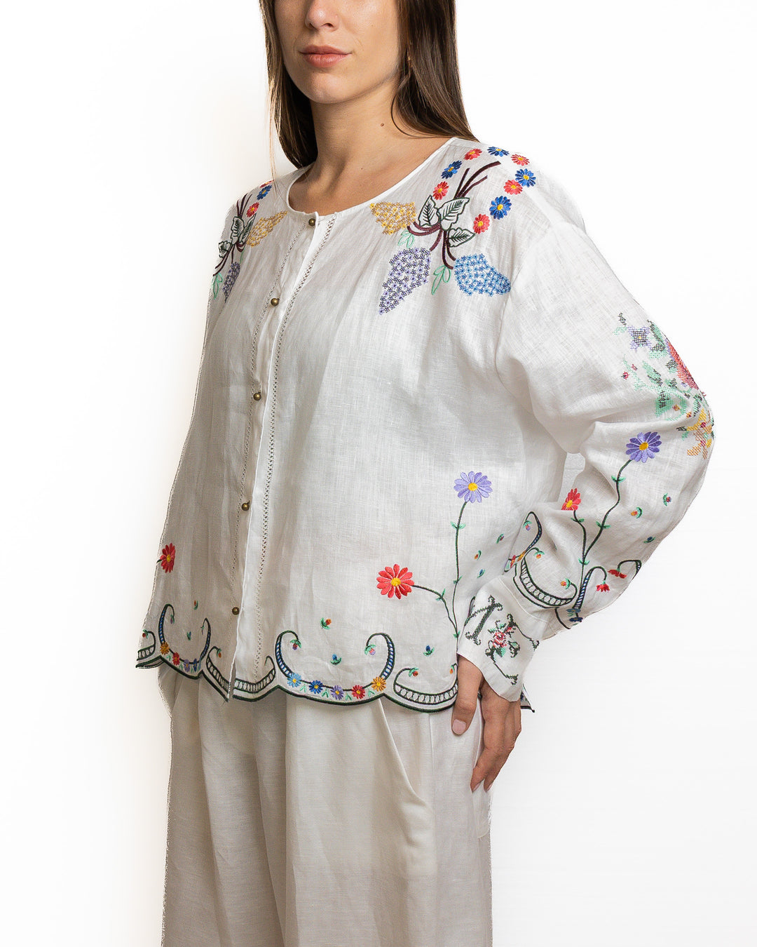 Linen Shirt in White by Me 369 - MODA39