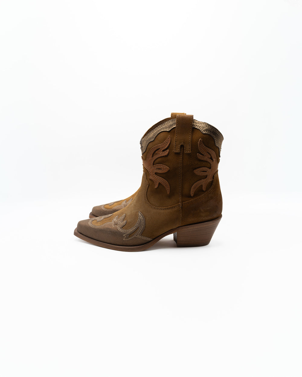 Leather Sandals in Brown by Don't @Me - view 2