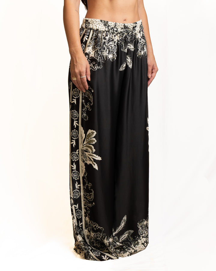 Viscose Pants in Black by Dahlo - view 2