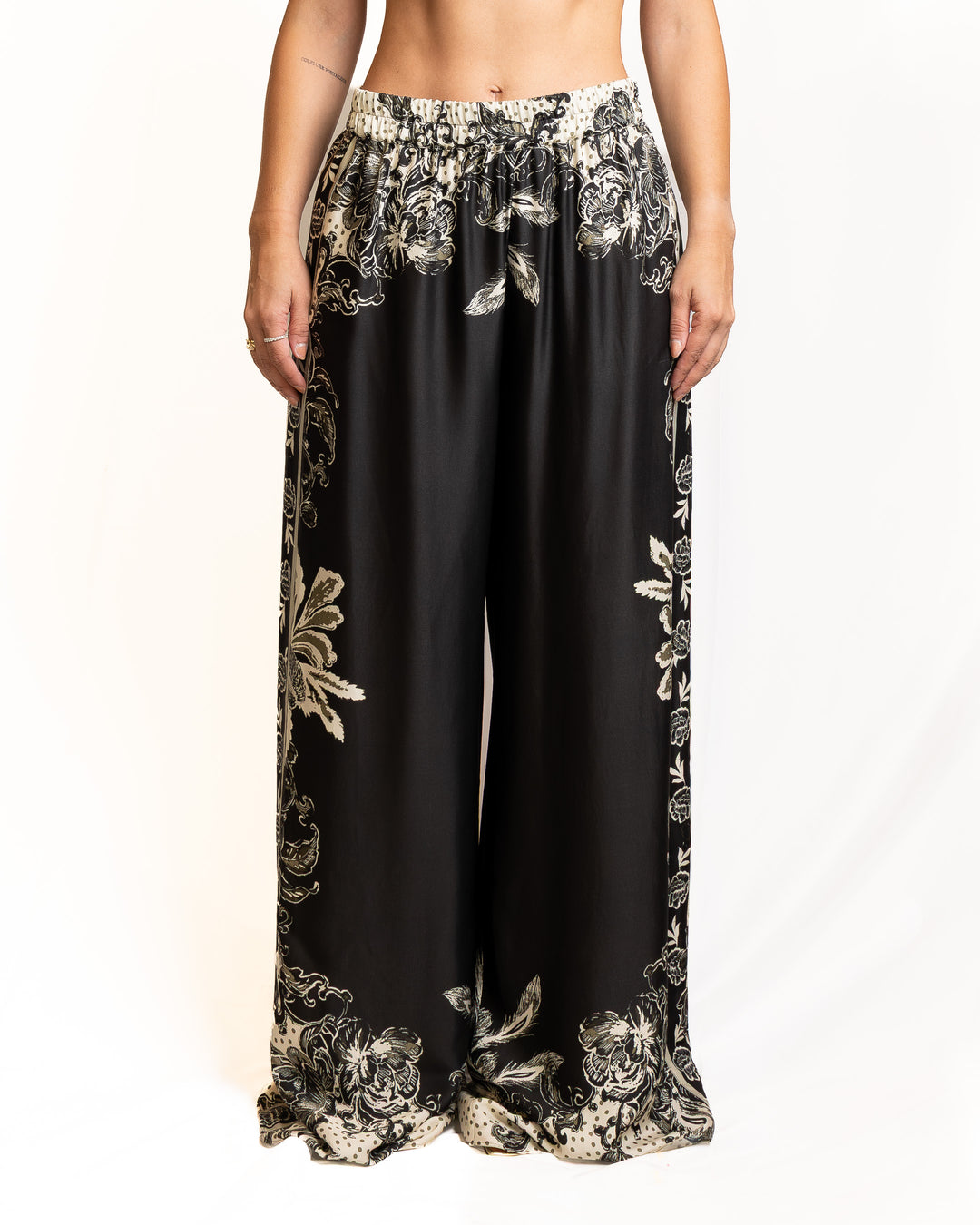 Viscose Pants in Black by Dahlo - view 5